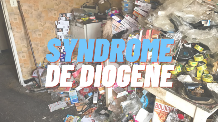 Nettoyeur de l'extrême il nettoie les maisons les plus sales de France